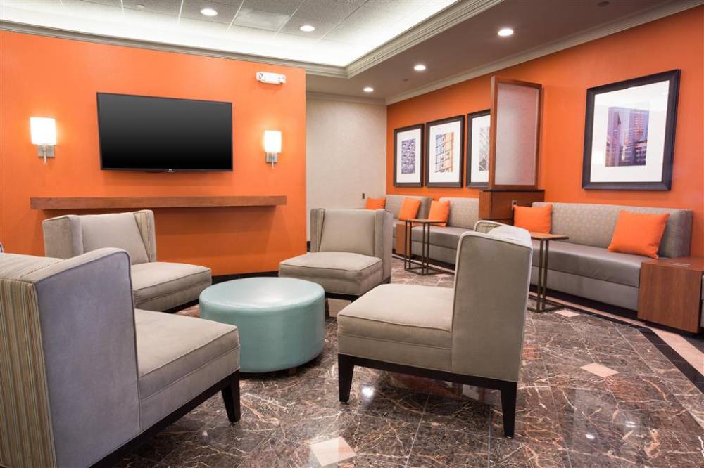 Drury Inn And Suites St Louis Creve Coeu, ST LOUIS - Stay Park Travel