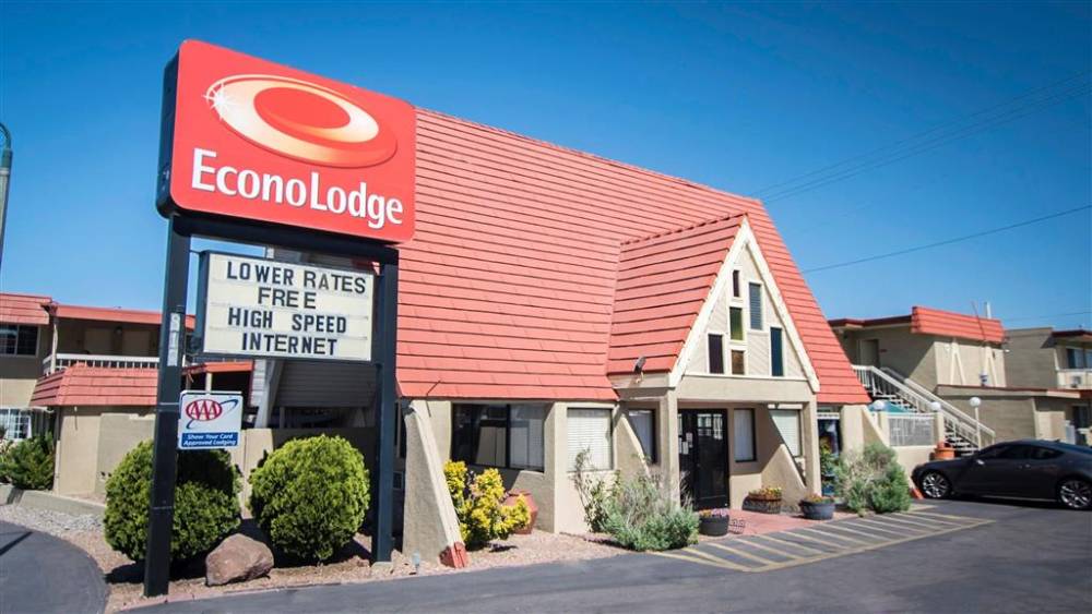 Econo Lodge Downtown hotel in Albuquerque, NM