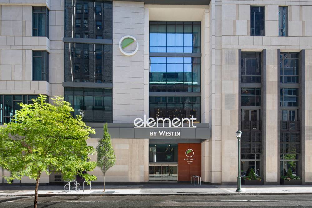 Element Philadelphia Downtown 4