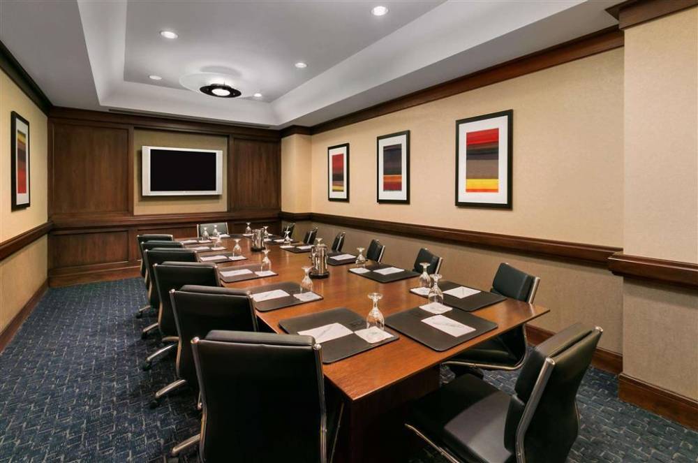 Embassy Suites By Hilton Chicago-north Shore-deerfield 2