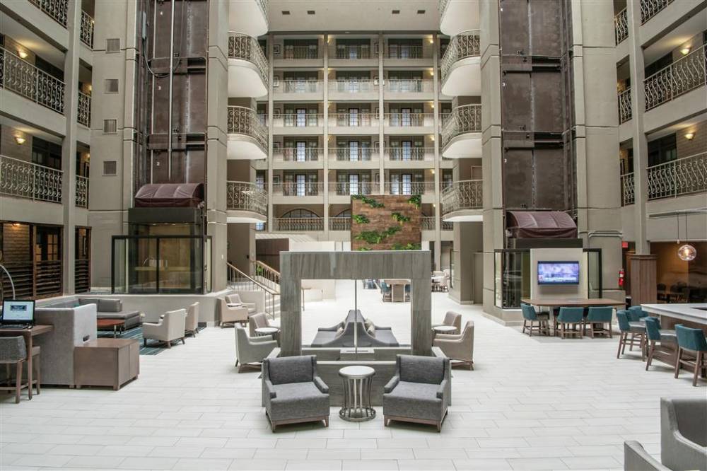 Embassy Suites By Hilton Chicago-schaumburg-woodfield 3