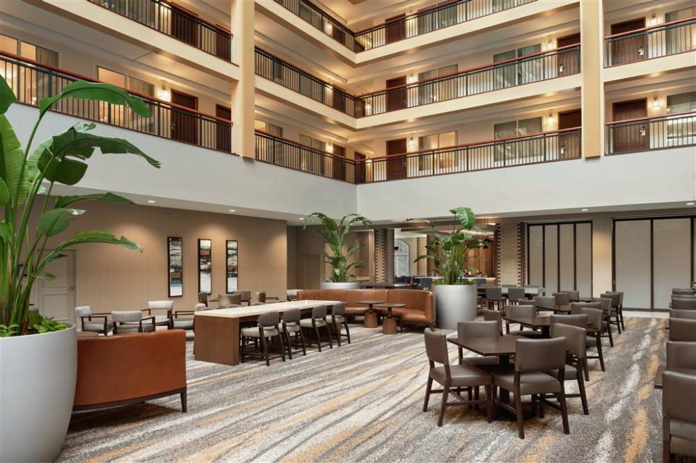 Embassy Suites By Hilton Cleveland Rockside 3