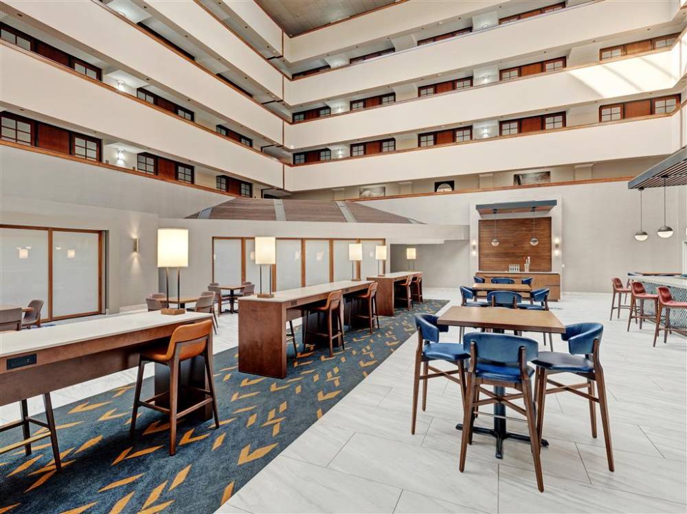 Embassy Suites By Hilton Oklahoma City Will Rogers Airport 8