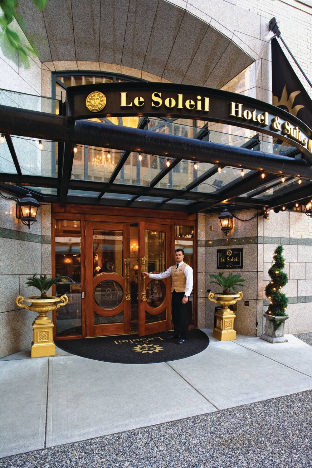 Hotel Le Soleil Vancouver