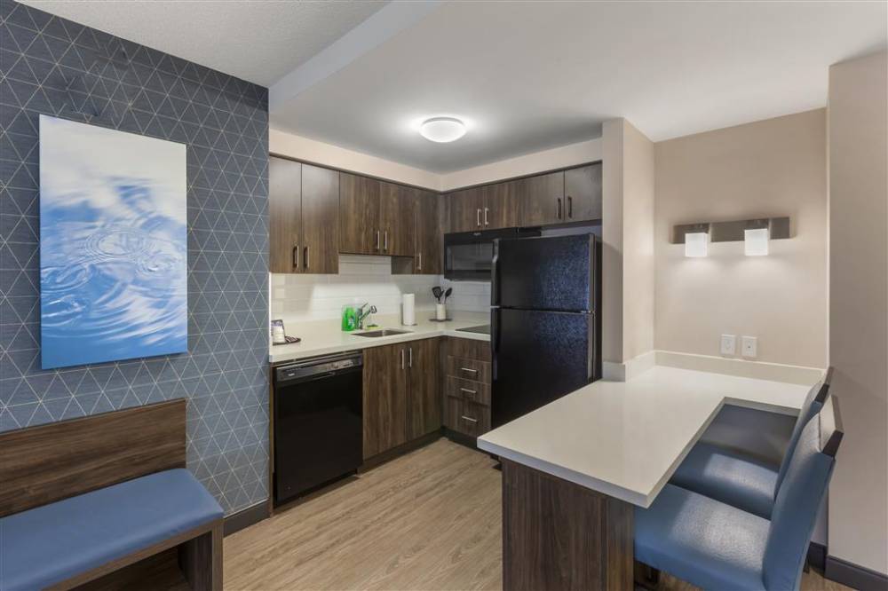 Executive Residency By Best Western Toronto-mississauga 9