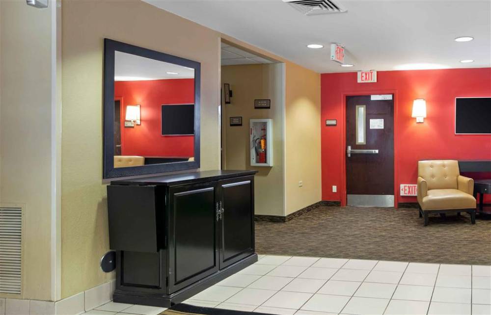 Extended Stay America Frederic 6