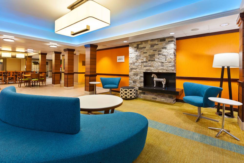 Fairfield Inn And Suites By Marriott Columbus East 6