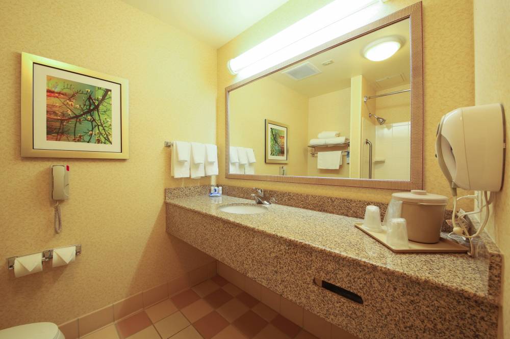 Guestroom Bathroom