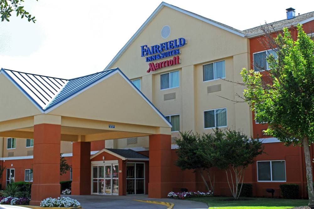 Fairfield Inn And Suites By Marriott Dallas Park Central 3