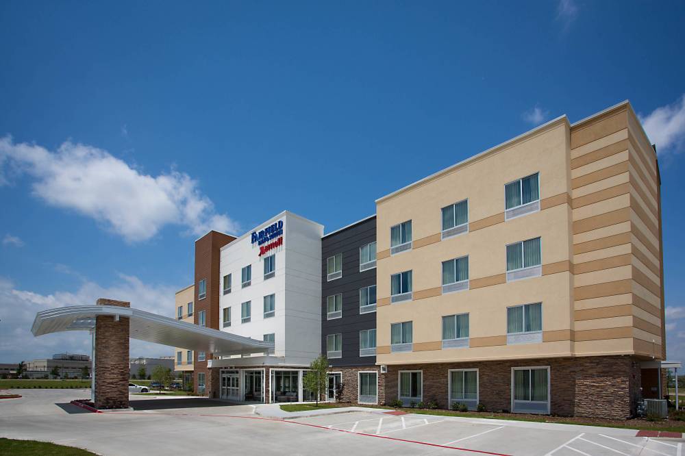 Fairfield Inn And Suites By Marriott Dallas West I-30 2