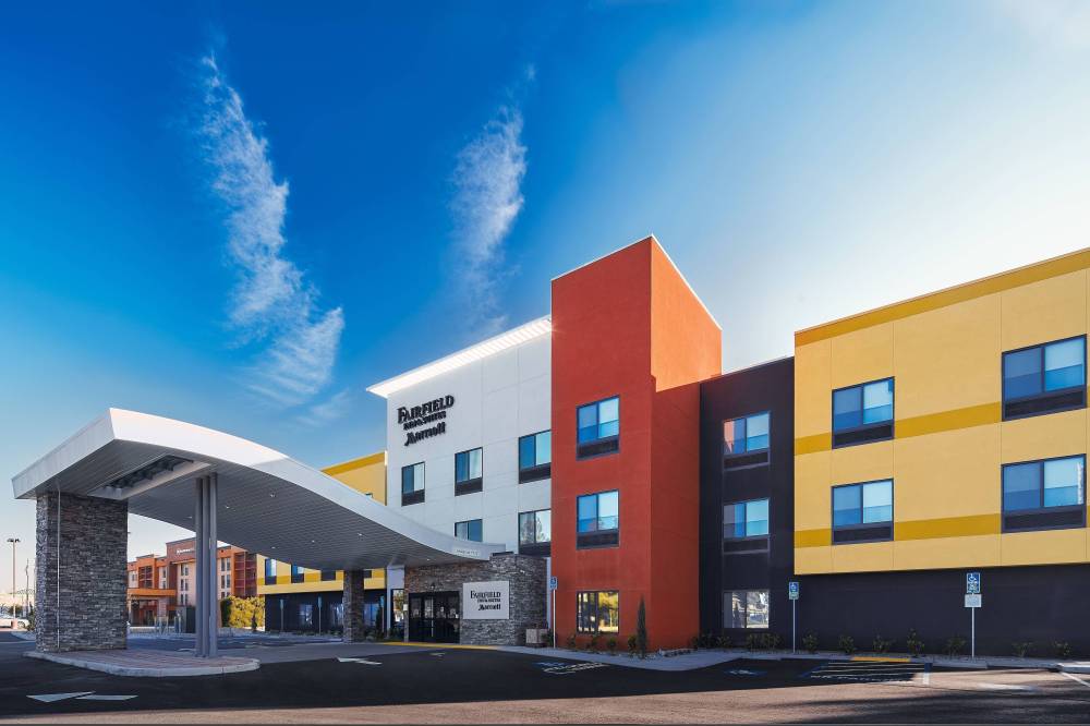 Fairfield Inn And Suites By Marriott Fresno Yosemite International Airport 4