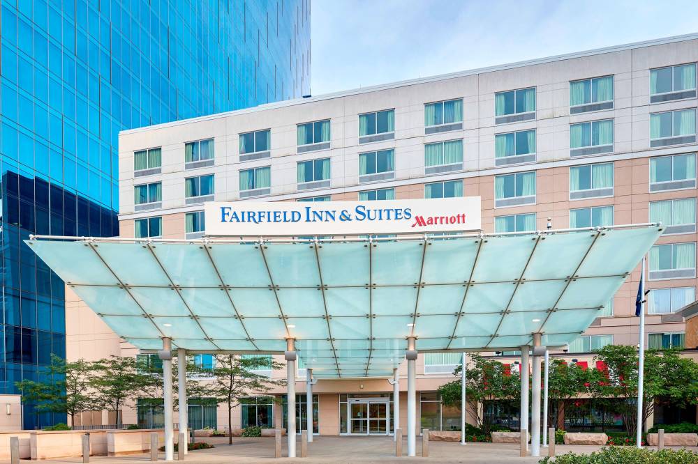 Fairfield Inn And Suites By Marriott Indianapolis Downtown 2