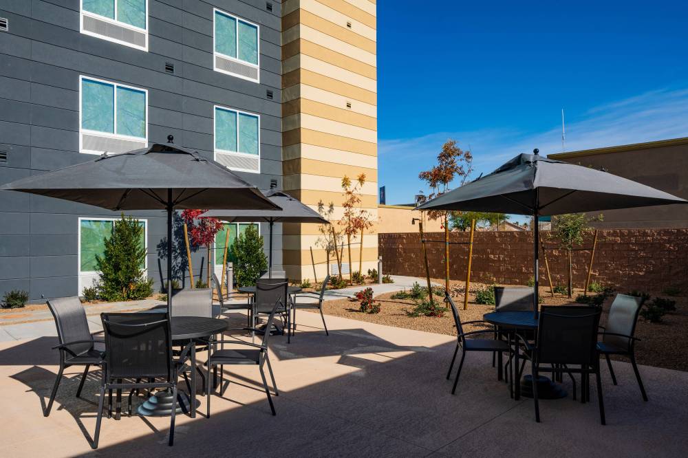 Fairfield Inn And Suites By Marriott Las Vegas Northwest 8