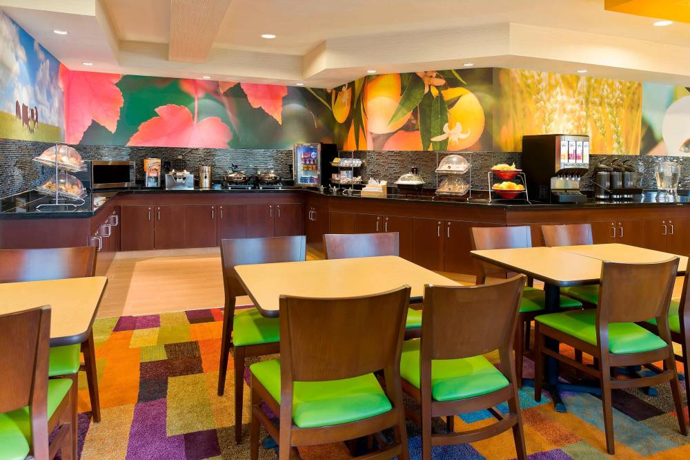 Fairfield Inn And Suites By Marriott Lexington Keeneland Airport 7