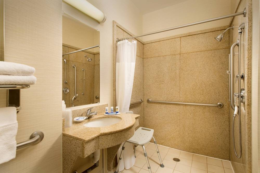 Accessible Guest Bathroom