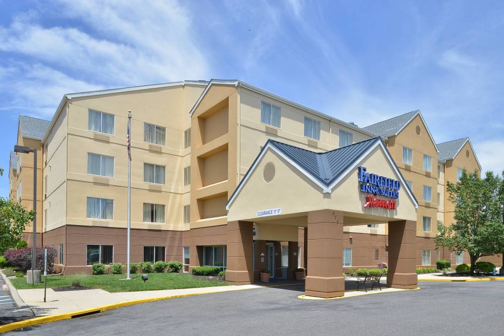 Fairfield Inn And Suites By Marriott Mount Laurel 2