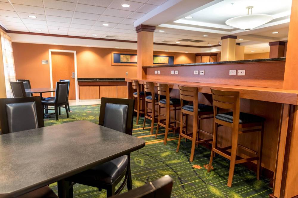 Fairfield Inn And Suites By Marriott Muskegon Norton Shores 6