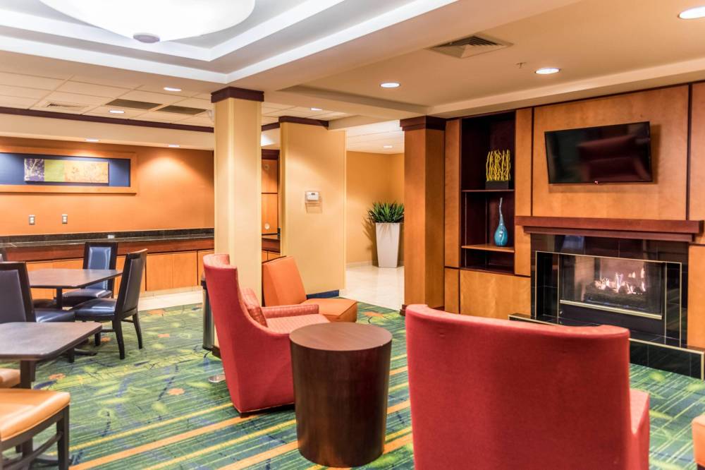 Fairfield Inn And Suites By Marriott Muskegon Norton Shores 5