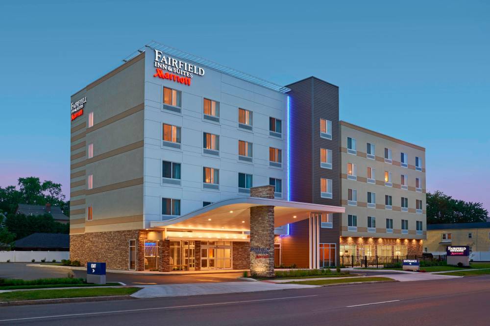 Fairfield Inn And Suites By Marriott Niagara Falls 3