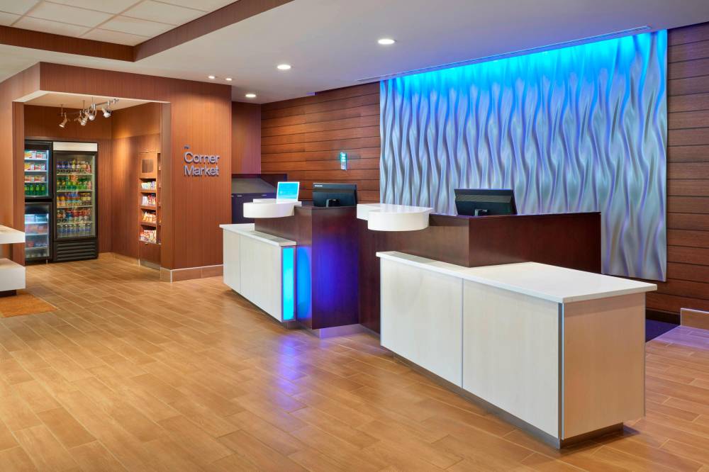 Fairfield Inn And Suites By Marriott Niagara Falls 6