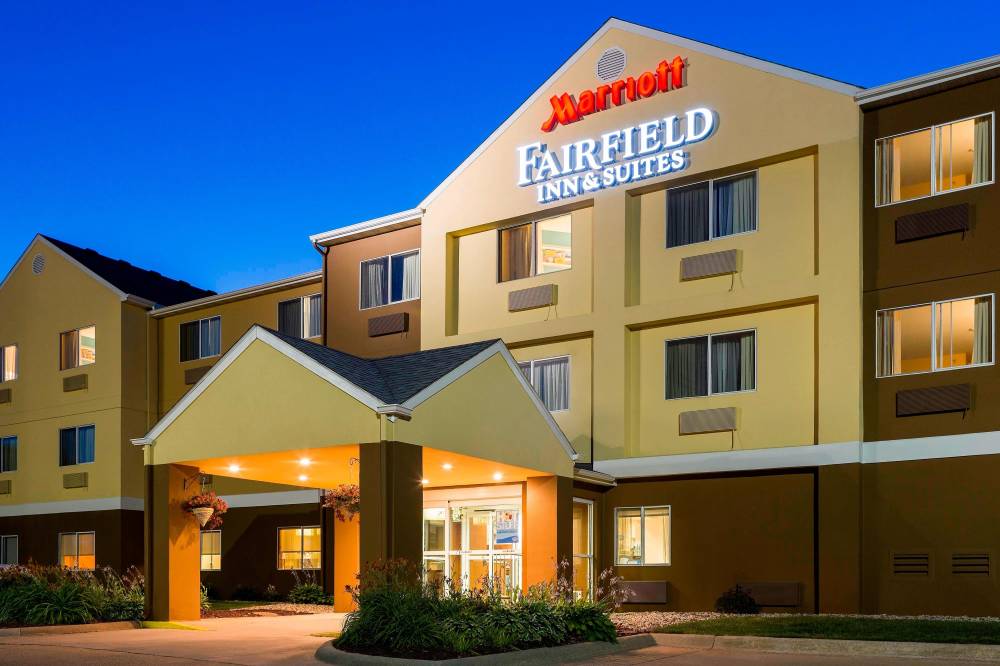 Fairfield Inn And Suites By Marriott Oshkosh 4