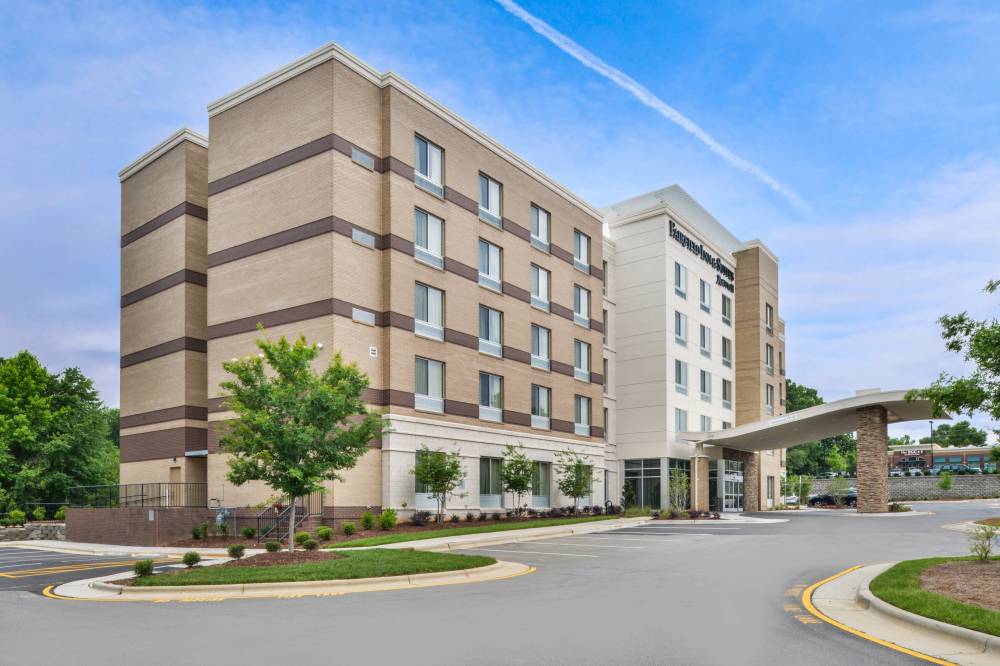 Fairfield Inn And Suites By Marriott Raleigh Cary 2