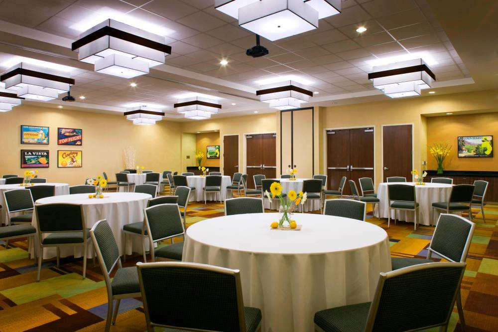 Fairfield Inn And Suites By Marriott Tustin Orange County 6