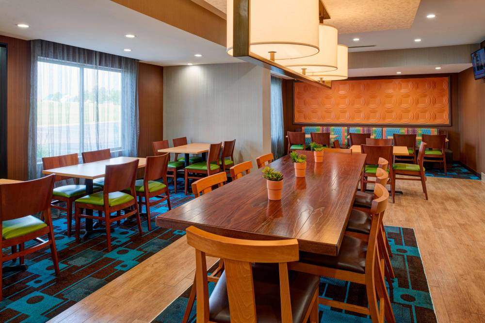 Fairfield Inn By Marriott Richmond 6