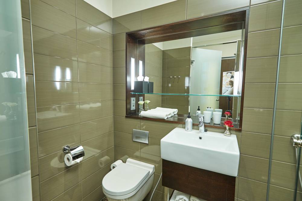 GLOHotel Kluuvi Guestroom Comfort Bathroom