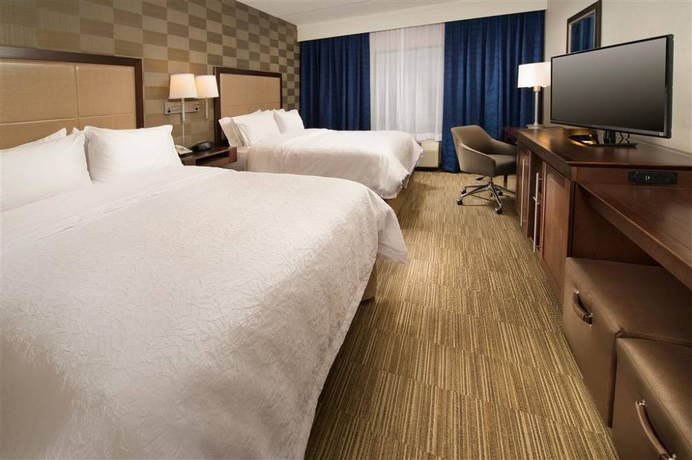 Hampton Inn & Suites Baltimore/woodlawn 8