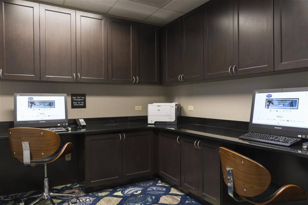 Hampton Inn & Suites East Lansing Okemos 4