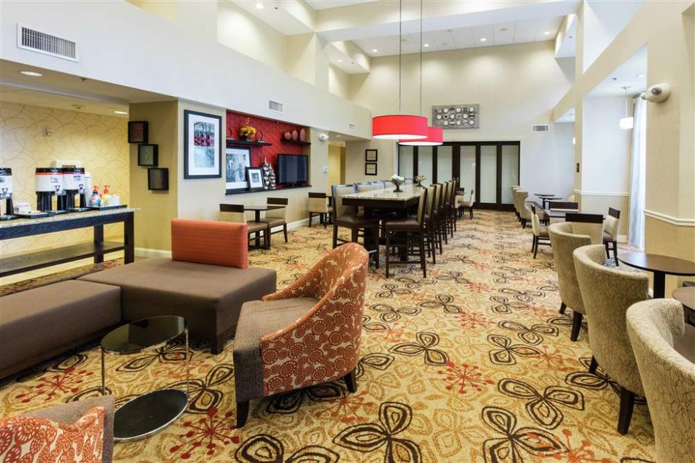 Hampton Inn & Suites Jacksonville-airport 3