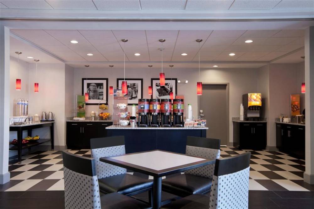 Hampton Inn & Suites Roanoke Airport,va 5