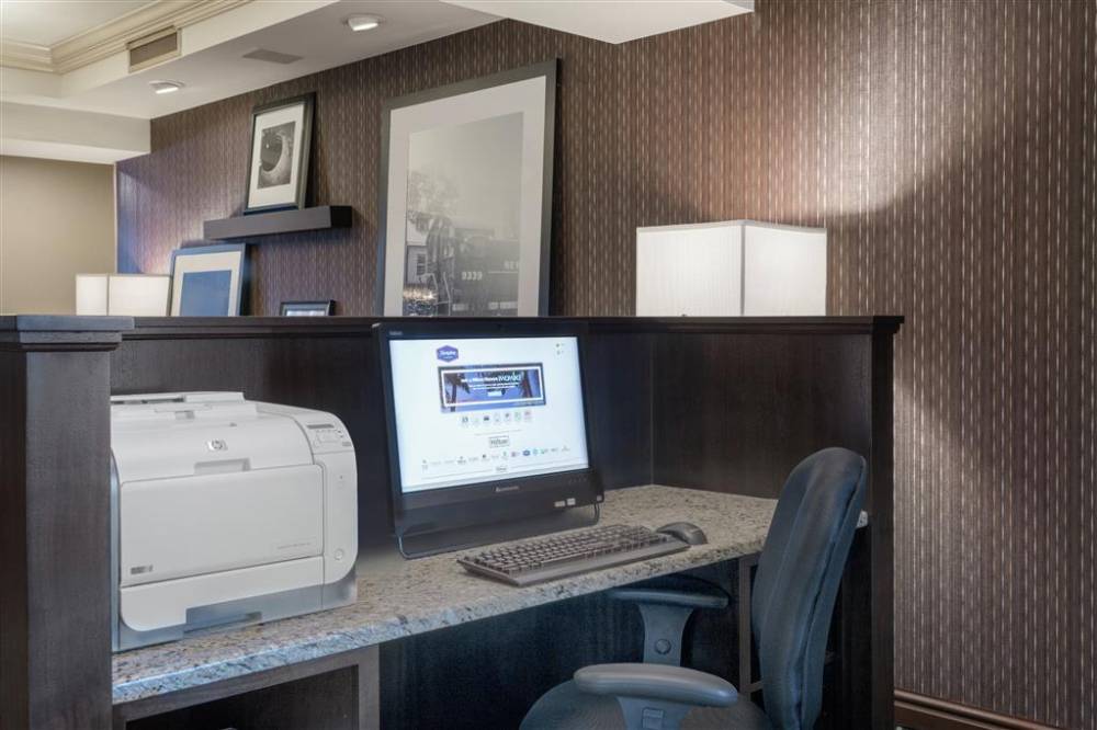 Hampton Inn & Suites Valley Forge-oaks 5