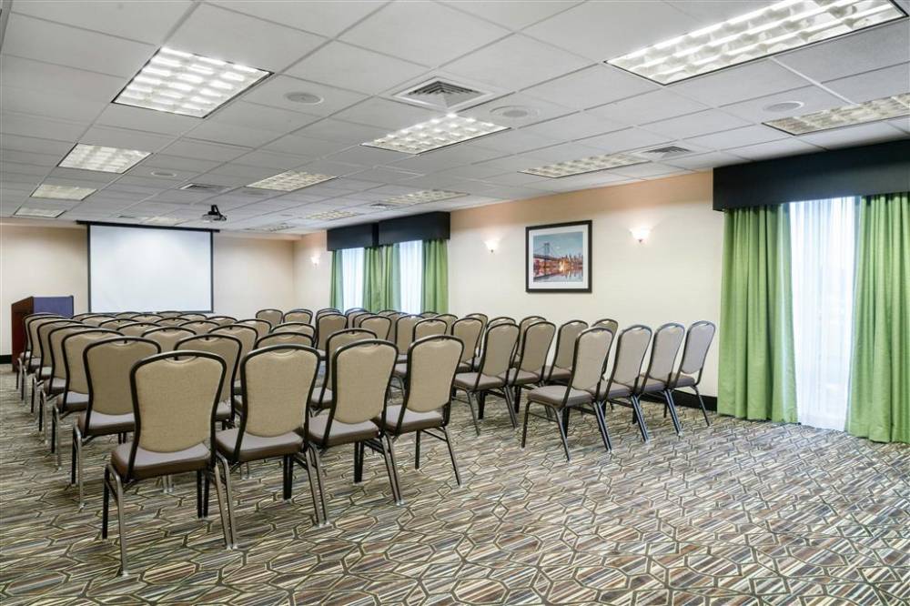 Hampton Inn & Suites Valley Forge-oaks 2