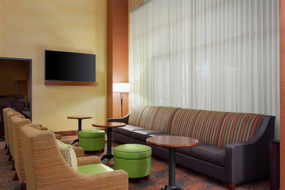 Hampton Inn And Suites Dallas-mesquite 4