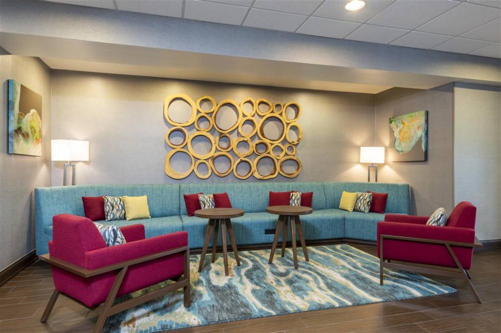 Hampton Inn And Suites Fort Myers-colonial Blvd. 4