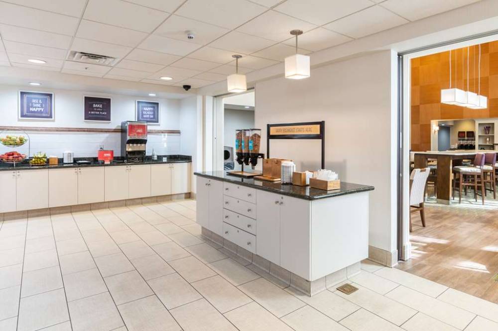 Hampton Inn And Suites Hartford-manchester 5