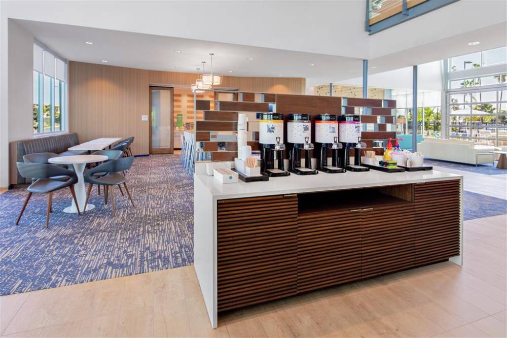 Hampton Inn And Suites San Diego Airport Liberty Station 7