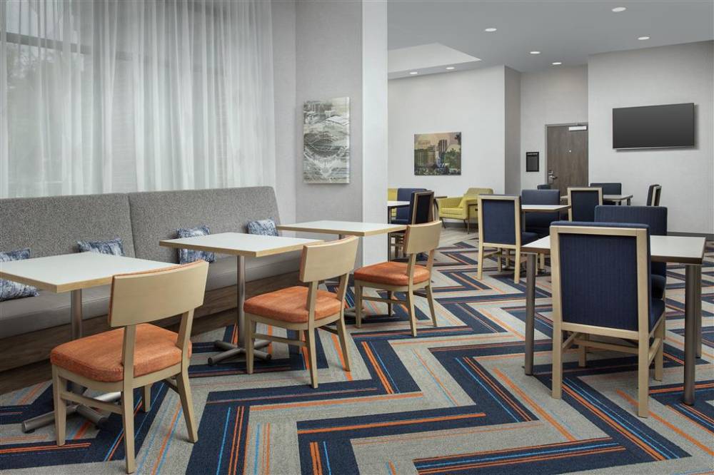 Hampton Inn Baltimore-downtown-convention Center 3