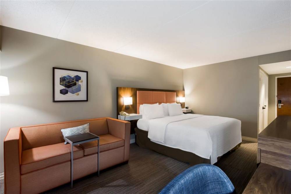 Hampton Inn Philadelphia/willow Grove 6