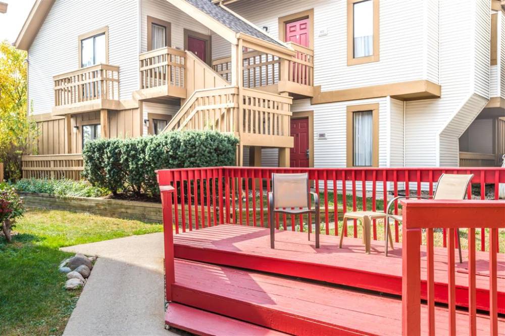 Outdoor Sitting Area