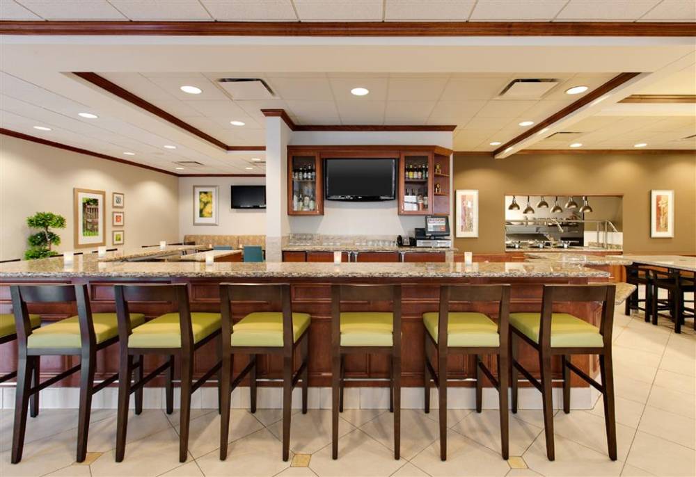 Hilton Garden Inn Naperville/warrenville 5