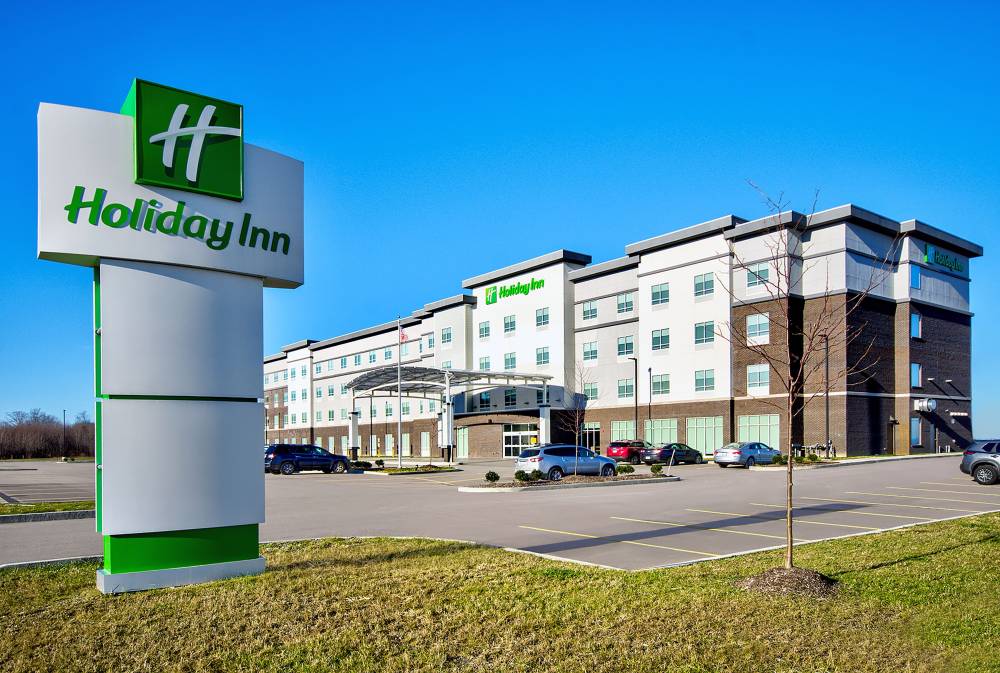 Holiday Inn Erie 8