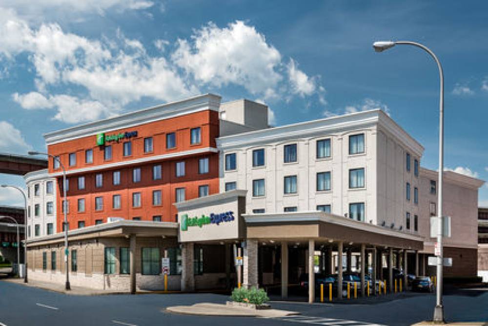 Holiday Inn Exp Albany Dtwn 3