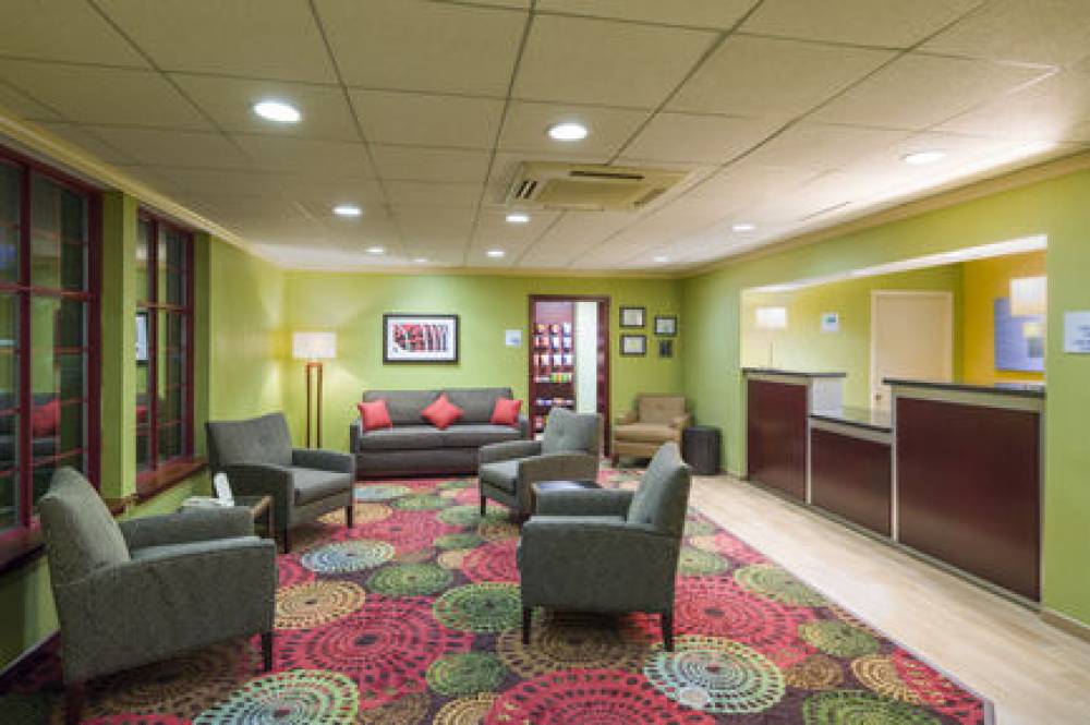 Holiday Inn Exp Frazer Malvern 4