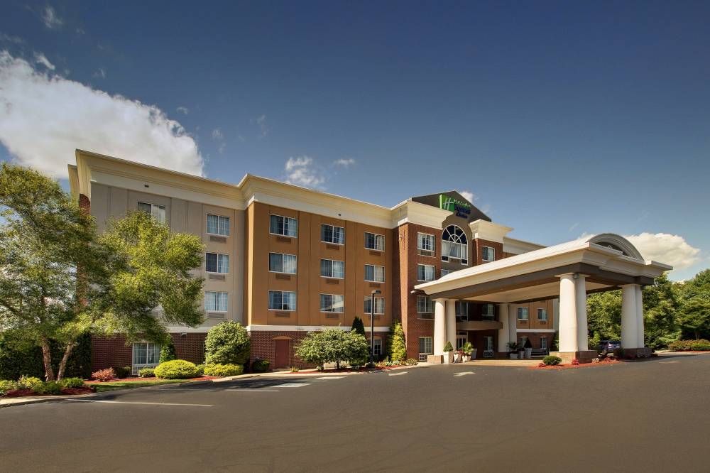 Holiday Inn Exp Ste Middleboro 4