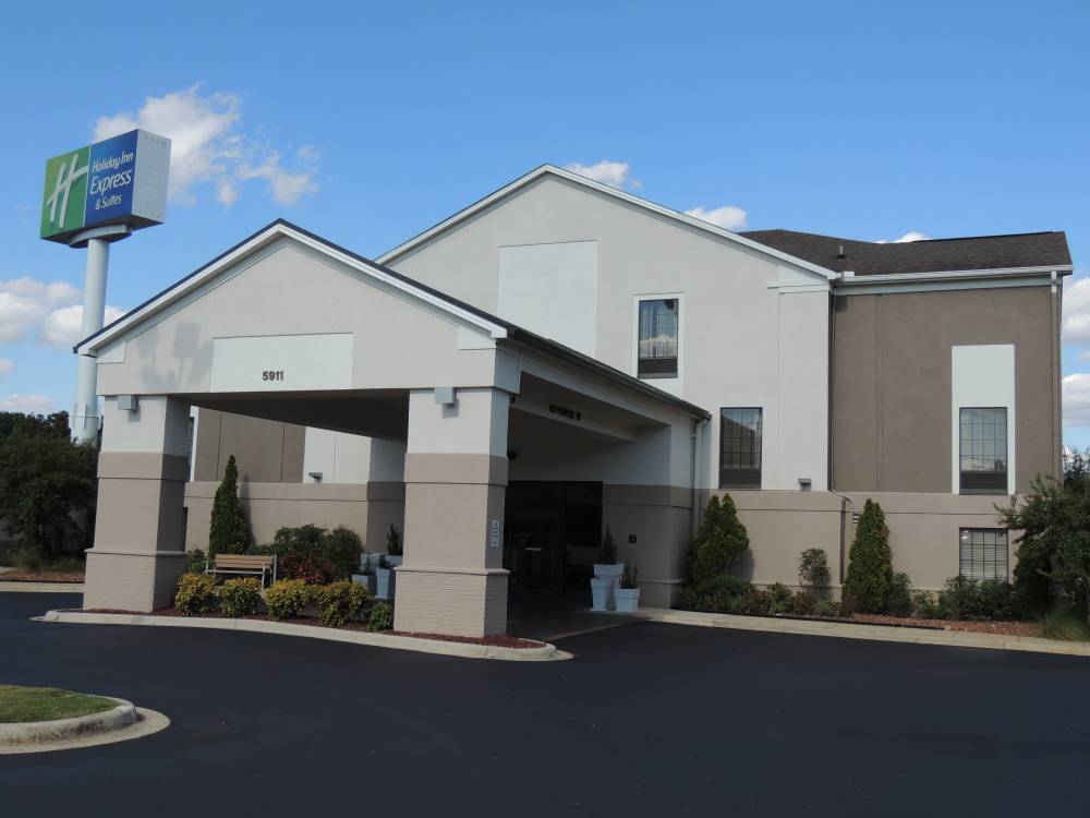 Holiday Inn Exp Ste Trussville 8