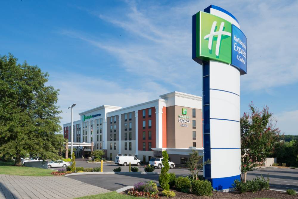 Holiday Inn Exp Stes Antioch 7