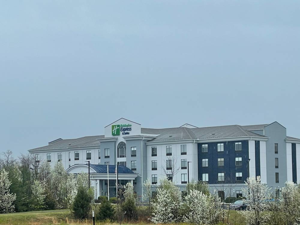 Holiday Inn Exp Stes Columbiae 3